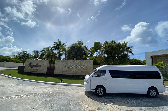 Round Trip Punta Cana Airport Transfers - Private/VIP - Included Comforts: AC, WiFi, and a Clean Ride