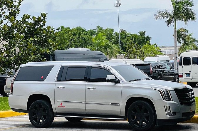 ROUNDTRIP Bavaro/Punta Cana AREA - PUJ Airport - LUXURY SERVICE - Travel Time Reality: 1 to 38 Minutes, Plus Real-World Variation
