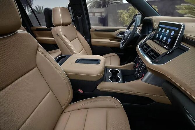 Roundtrip VIP transfers from Punta Cana to uvero alto and bavaro - Price and value for a group of up to 7
