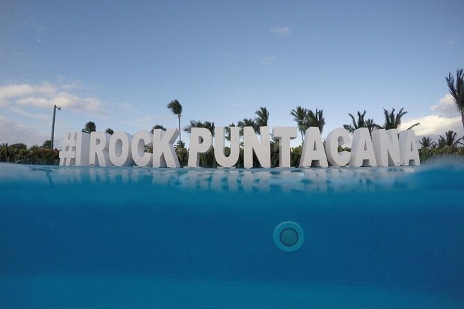 Royalton Punta Cana - Round Trip Shuttle - Punta Cana Airport - On-board details: drinks, food, and what to pack