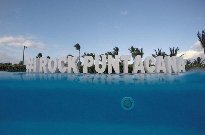 Royalton Punta Cana - Round Trip Shuttle - Punta Cana Airport - Service level I’d call out: punctual drivers and helpful staff