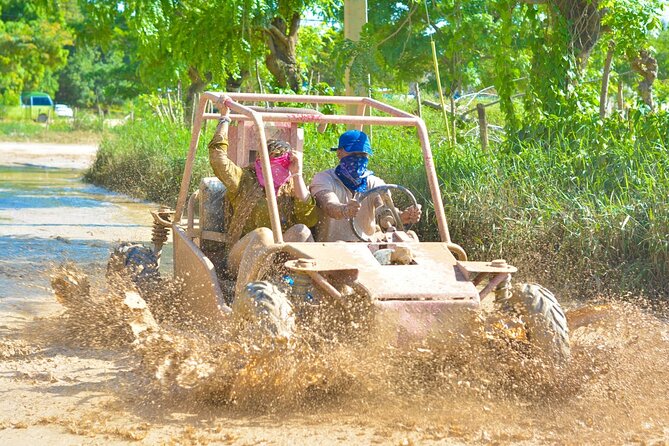 Safe transport and shuttle service in Punta Cana Dominican Rep. - Private group reality check: only your people in the car