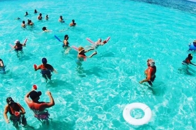 Sand Bar Punta Cana, Snorkeling, Party Boat, Booze Cruise Party - Drinks, snacks, and staying in control of the vibe