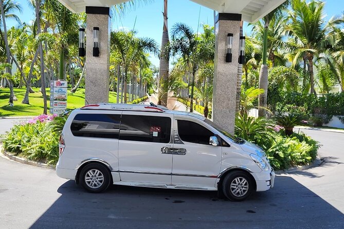 Santo Domingo Airport and Paradisus Grand Cana Private Transfer - Price and value: what $150 per group gets you
