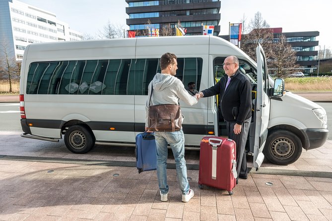Santo Domingo Airport (SDQ) Departure Transfer (Santo Domingo City to Airport) - Getting Dropped Off at Las Américas Airport: Reaching the Terminal With Your Bags