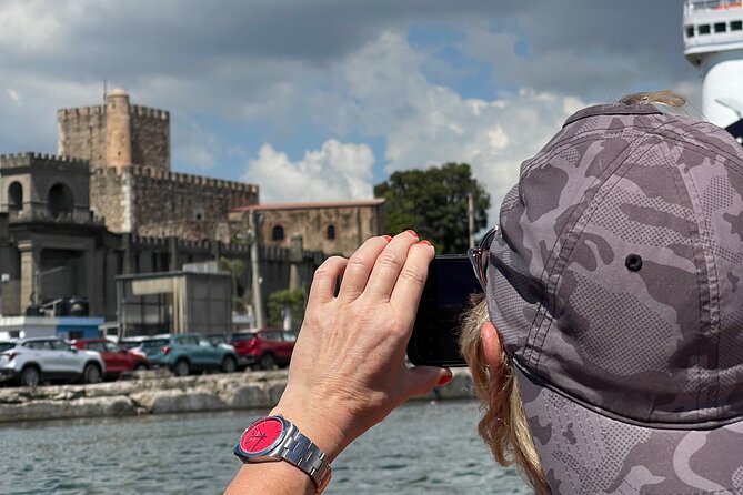 Santo Domingo: City Boat Ride Adventure Guided Tour - Fortaleza Ozama: Seeing the Ozama River Side of the Story