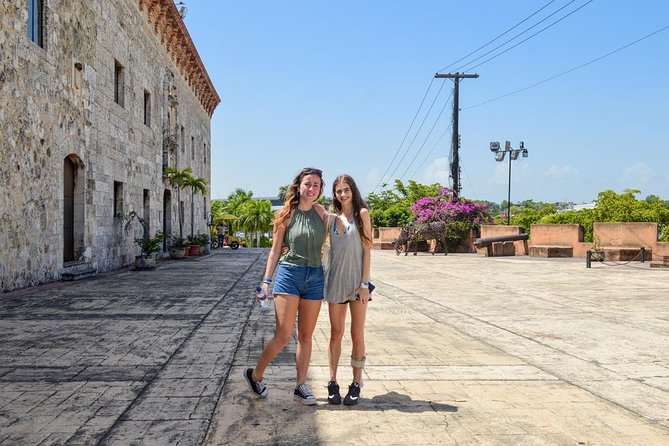 Santo Domingo City - Full Day All Inclusive Tour - The colonial core: cathedral area, National Pantheon zone, and Palacio de Colón