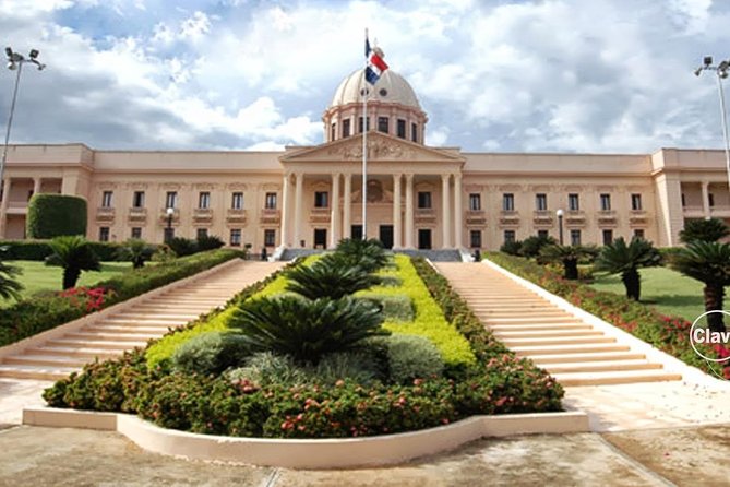 Santo Domingo Full Day Cultural Tour - Columbus Lighthouse (Faro a Colón): why this hilltop monument is more than a view