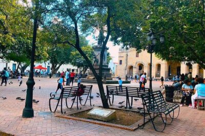 Santo Domingo Full Day Tour with Lunch and Cultural Insights - Walking the Colonial Zone: Cobblestones, Churches, and Big Monuments