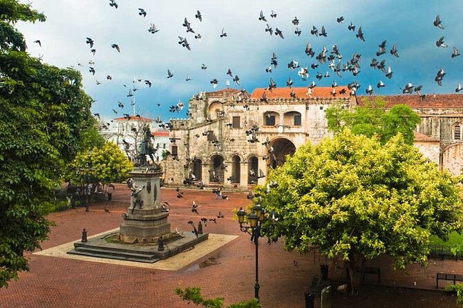 Santo Domingo Full Day Tour with Lunch and Cultural Insights - Guide Power and Group Size: Why This Feels Well Run
