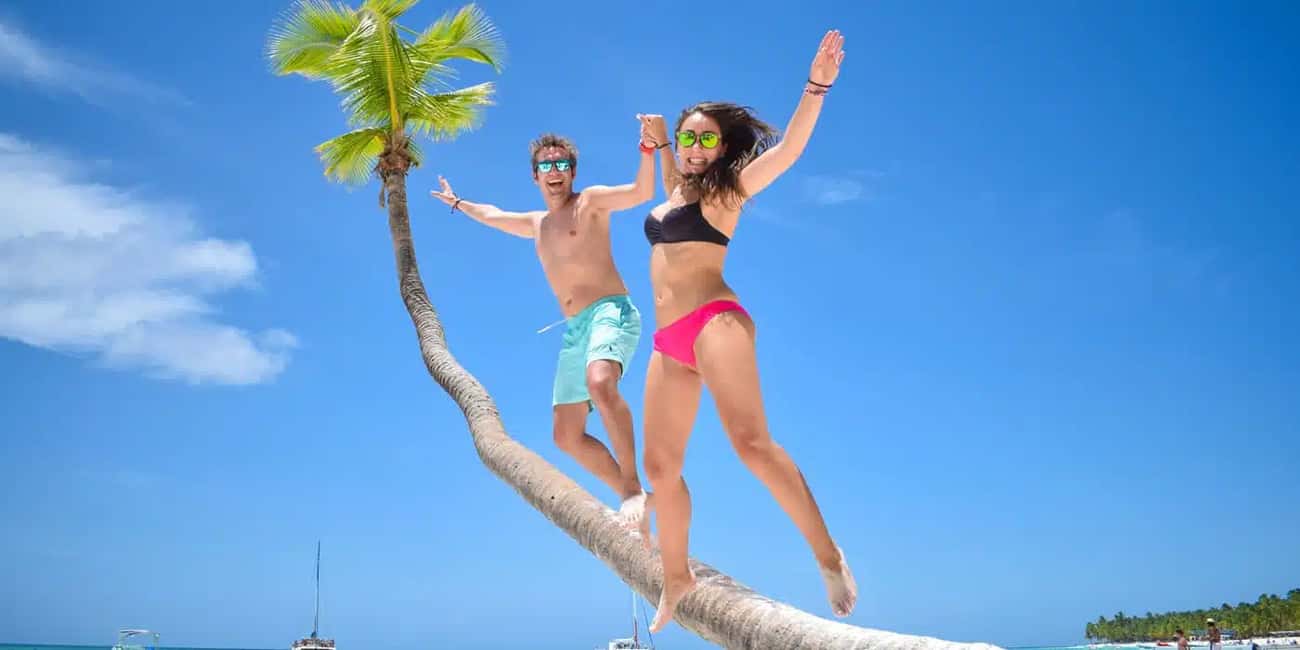 Saona Exclusive Catamaran – Small Group Experience - Meeting in Bayahibe at 8:30am: the timing and what to pack
