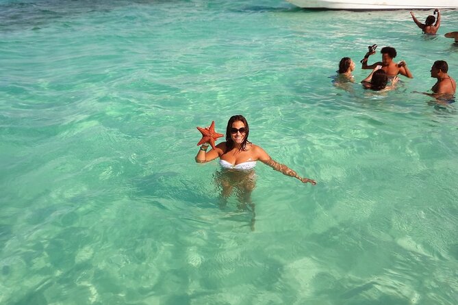 Saona Island Adventure From Punta Cana With Lunch and Transportation - Practical Tips for a Smooth Saona Island Adventure