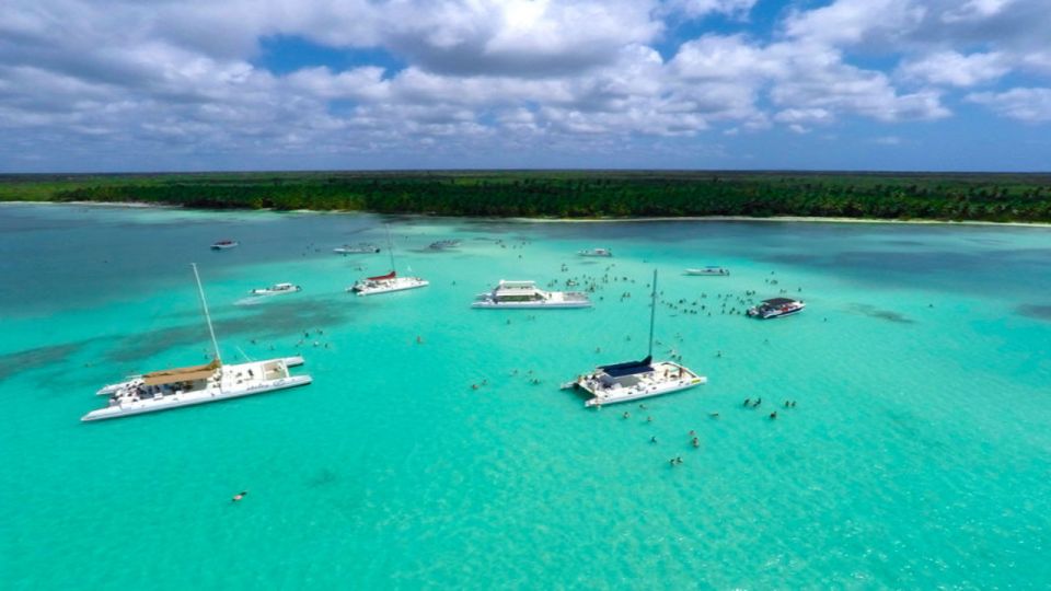 Saona Island All Inclusive Tour - The party boat with open bar: fun add-on, not a free-for-all