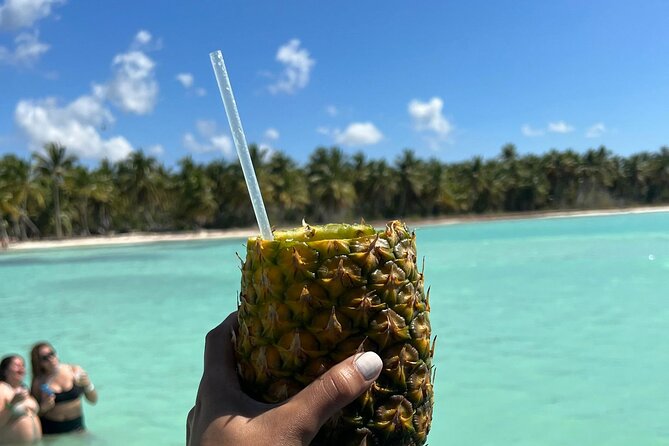 Saona Island and Chavon River Tour with Lunch and Drinks - Lunch, snacks, and the open bar rhythm