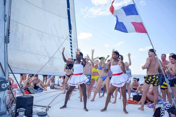 Saona Island Catamaran Adventure with Free Food and Transportation - Getting from Punta Cana to Bayahibe (and why it matters)