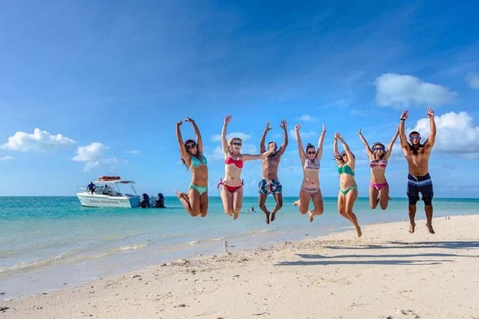 SAONA ISLAND: Catamaran Boat with Open Bar, Lunch and More.. - Saona Island: why this beach-and-water day is so popular