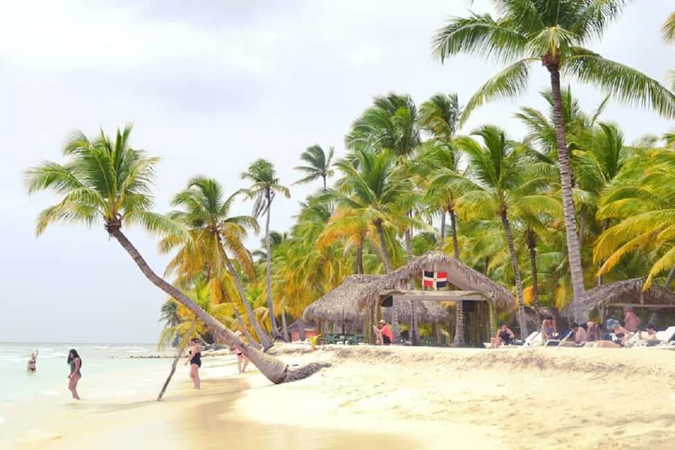 SAONA ISLAND: Catamaran Boat with Open Bar, Lunch and More.. - Pickup and logistics: the long-day reality from La Romana and nearby areas
