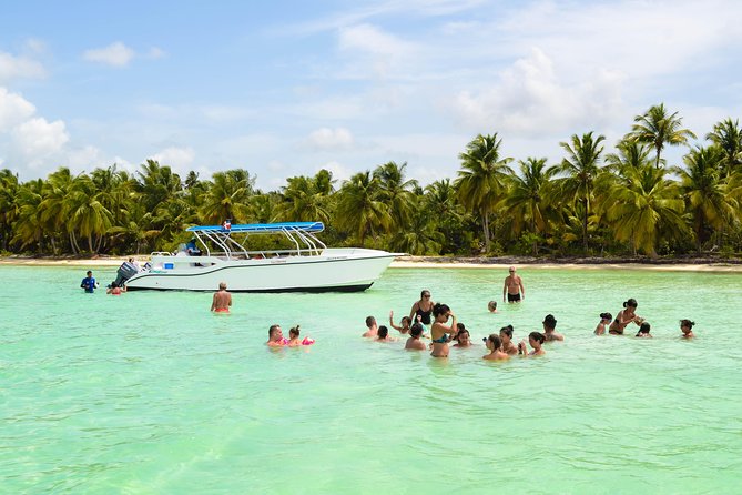 Saona Island Day Trip + Lobsters & Wine Included - Meeting at 7:00 am and getting on the water