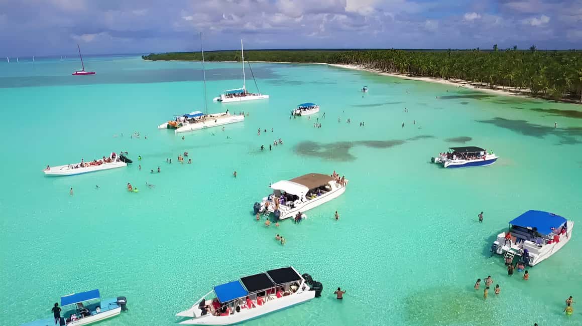Saona Island Day Trip + Lunch + Open Bar from Punta Cana - Open bar included: good value, but watch what you count on