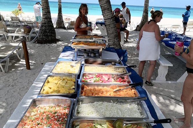 Saona Island: Full-day Catamaran Tour - Small Group - Morning logistics: Bayahíbe meet-up and the road to Catuano