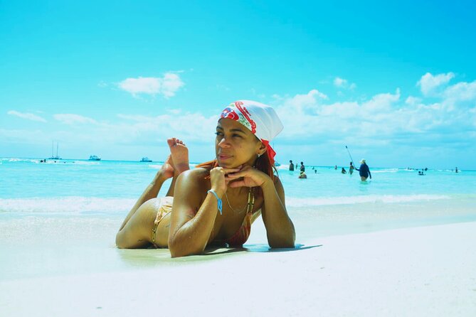 Saona Island Full-Day Tour from Punta Cana Bayahibe All Inclusive - Lunch and unlimited drinks: how it supports the whole day