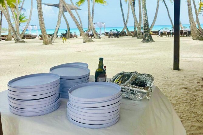 Saona Island Full Day Tour with Buffet Lunch, Paella, & Open Bar - Getting There: Minivan Pickup, Bus to Bayahibe, and Speedboat Timing