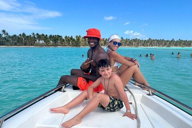 Saona Island Premium Discovery Tour from Punta Cana or Bayahíbe - Mano Juan Town Break for a Proper Dominican Buffet