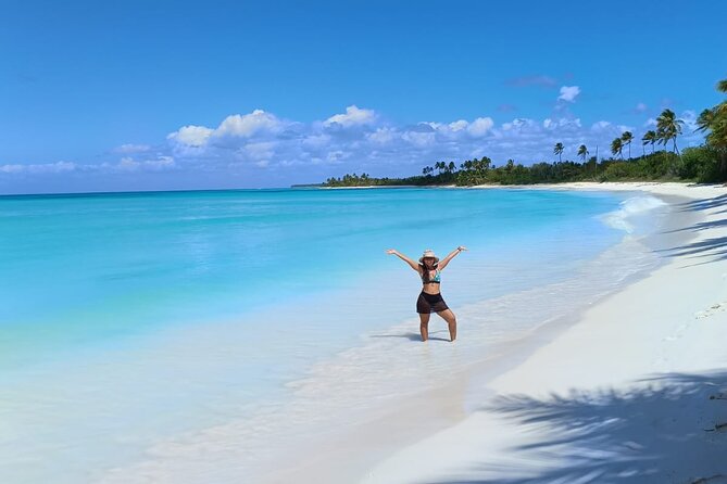 Saona Island Premium Discovery Tour from Punta Cana or Bayahíbe - Price and Value: What $160 Buys on a Premium Day