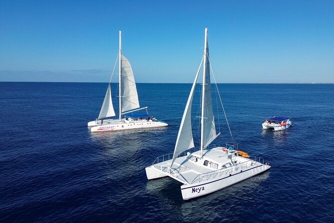 Saona Island Sailing Tour - All Inclusive - Playa Bayahibe: the quick port step before the ocean part