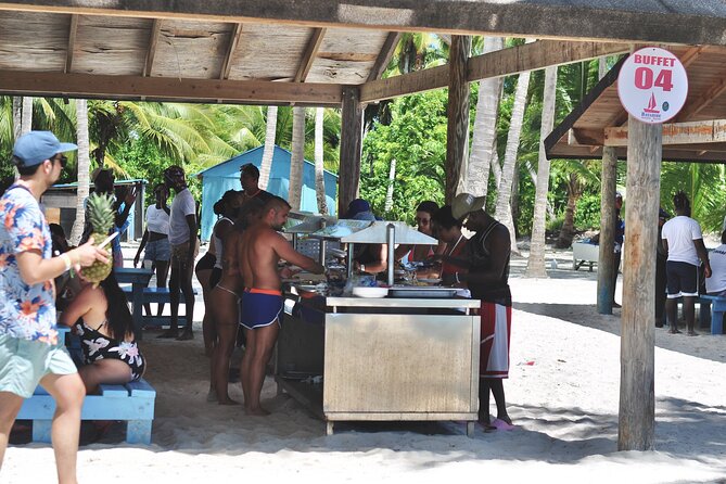 Saona Island Tour – Caribbean All Inclusive Escape - Lunch under the palms: an easy Dominican meal break