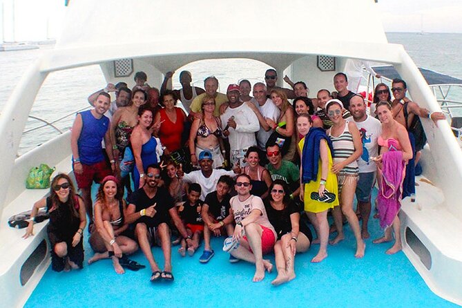 Saône Island from Punta Cana Catamaran, Natural Pool and Lunch - Bayahibe Natural Pool: the Clear-Water Reset Stop