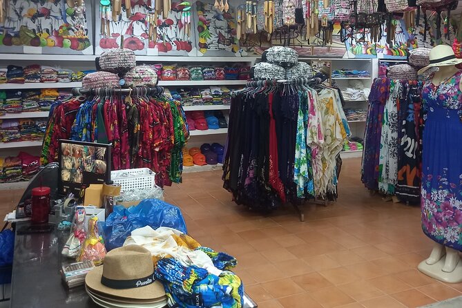 Shopping or souvenirs in Plaza Bávaro - Price and value: is $5 really a good deal?