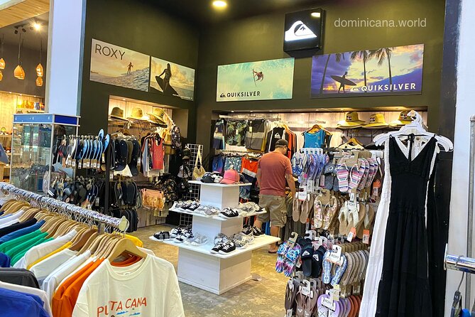 Shopping tour Punta Cana rum cigars coffee larimar chocolate souvenirs mamajuan - Chocolate Factory and Dessert Souvenirs: A Take-Home Win
