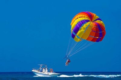 Snuba Snorkelking Parasailing and Catamaran Pack - Hookah-style snorkeling: the easiest way to get that scuba-like view