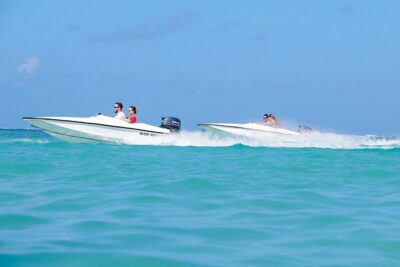 Speed Boat in Punta Cana - Refreshments and the Extras: Budget Like You’re at a Beach Club
