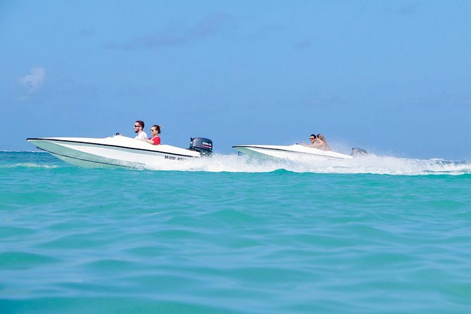 Speed Boat in Punta Cana - Refreshments and the Extras: Budget Like You’re at a Beach Club