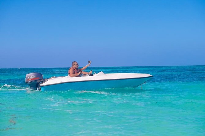 Speedboat Sailing with Snorkeling Experience in Punta Cana - Driving the speedboat: what it feels like in real life