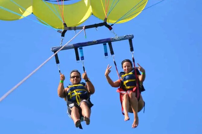 Speedboats and Parasailing Combo - Price and Value: Is $202.83 Worth It?