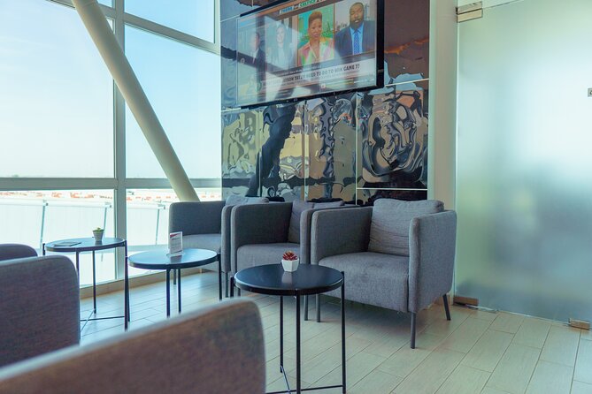 STI Airport Arrival - VIP Lounge & Fast Track Service - Fast track help: what it means for your actual arrival time