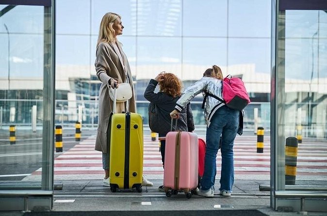 Taxi & Transfer From Punta Cana Airport (PUJ) To Uvero Alto - Who This Transfer Fits Best (and Who Might Prefer Something Else)