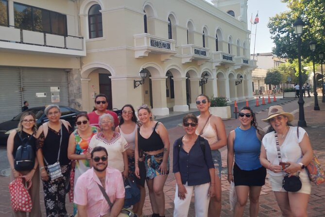 Tour Colonial Experience - Museo de las Casas Reales: power rooms and how the past was run