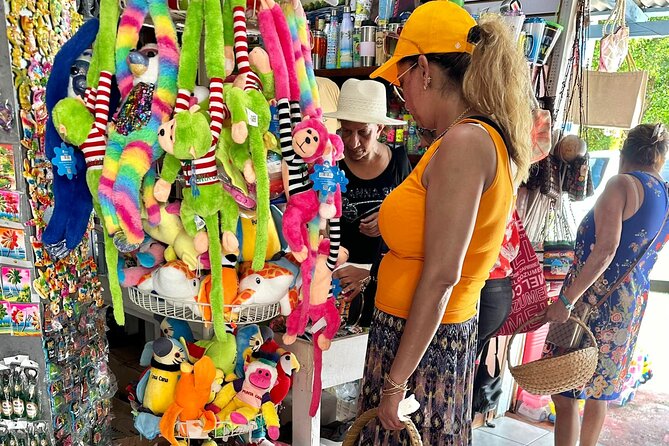 Tour of Souvenirs, Shopping in Punta Cana with Transportation Included - Stop 1 in Punta Cana: The Store Tour and Product Demo