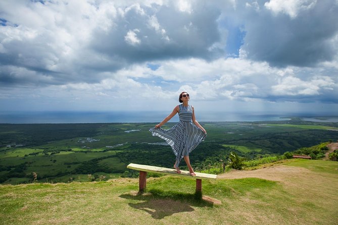 Tour to Montana Redonda (Round Montain) & Costa Esmeralda Beach - Montaña Redonda: the 1,000-Foot Summit and 360° Views
