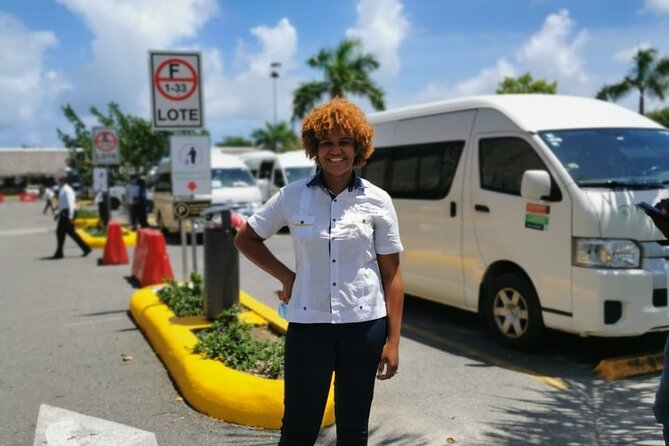 Transfer from Punta Cana Airport, Taxi, to Hotels in Bavaro Punta Cana - Why This Punta Cana Airport Pickup Beats the Taxi Line