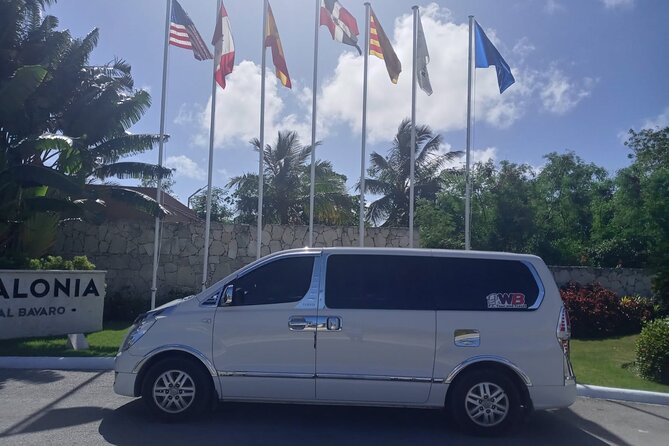 Transfer from Punta Cana Airport to hotels in Uvero Alto and vice versa - Door-to-door value: why $50 per group can make sense