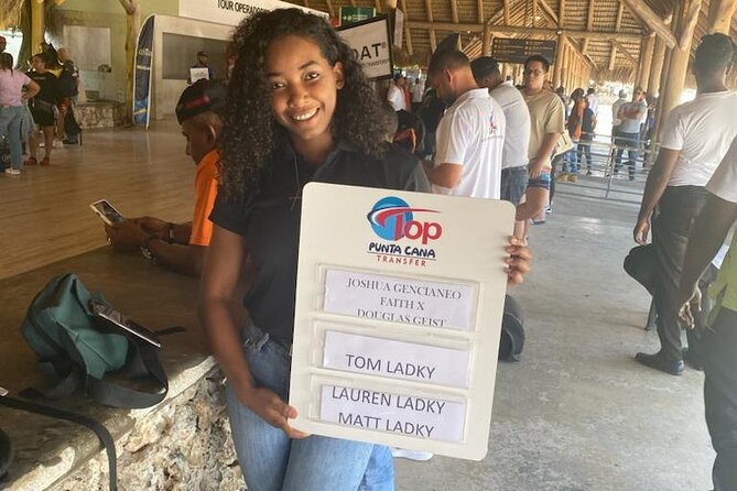 Transfer from Punta Cana Airport to La Romana - After landing: your pickup flow through immigration and the airport corridor