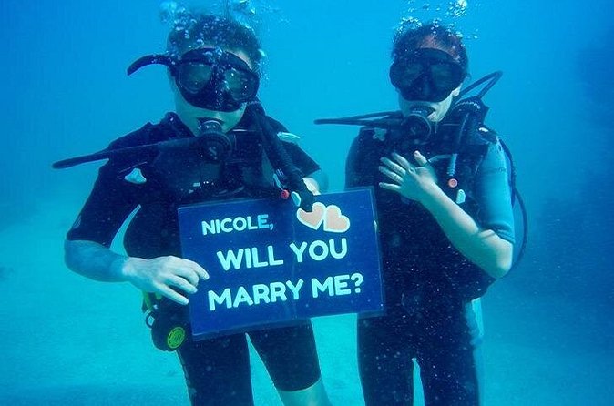Underwater Marriage Proposal - What’s included (and what you should plan for) before you go
