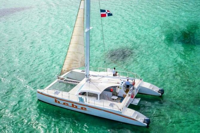 VIP Catamaran with Snorkeling - Natural pool stop: when the day slows down