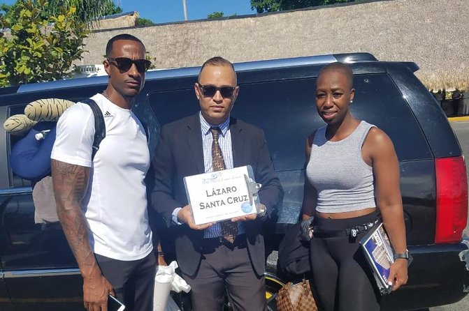 VIP Luxury Service Airport PUJ to Hotels in Dominican Republic. - The Vehicle and Comfort: Why Air-Conditioning Matters More Than You Think