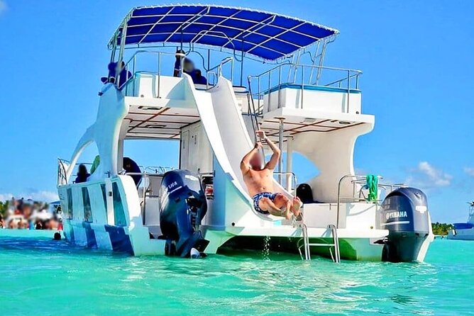 VIP Premium Yacht -Party Boat-Brunch - Getting picked up in Punta Cana or Bavaro without stress